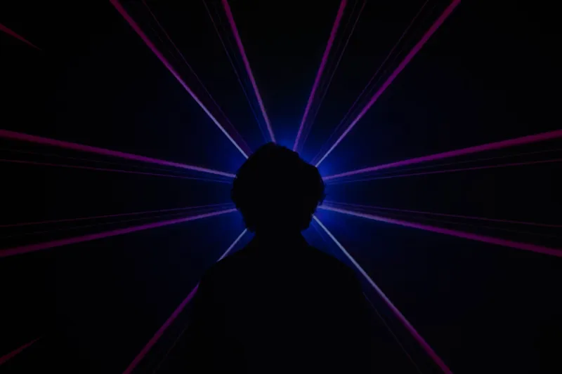 Erasing the Path to See the Wave: What the Quantum Eraser Reveals About the Fabric of Reality